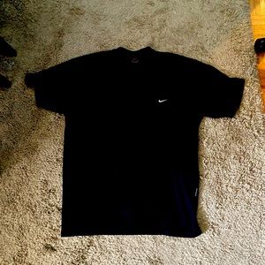 Vintage Nike mini swoosh tee